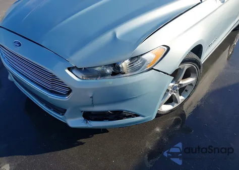 2013 Ford Fusion Hybrid Se z USA, uszkodzony, nr VIN 3FA6P0LU1DR387450